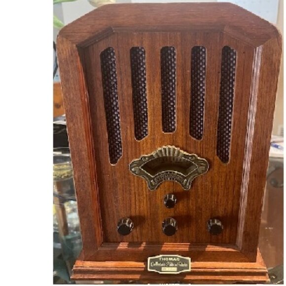 Vintage 1980’s Thomas Collector’s Edition AM/FM Radio/Cassette Model BD 122 - Picture 1 of 7